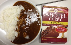 ホテルカレー赤r