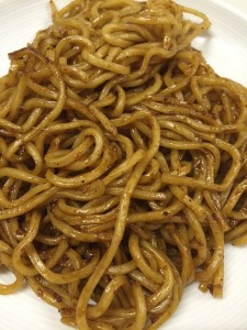 扇風機で湯気を飛ばして再撮影。 ソースのツブツブわかりますか?