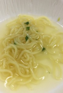 透明なスープに隠された、本格的なだしの味。 スープもすべて完食です!