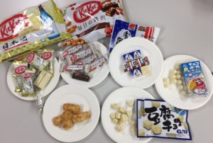 新商品色々その2。ジョン曰く「お試し史上、一番白い!」 たしかに。
