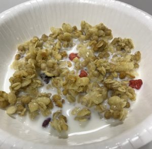 ノーマルに牛乳かけました。