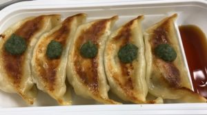 餃子にもたっぷりのせました!