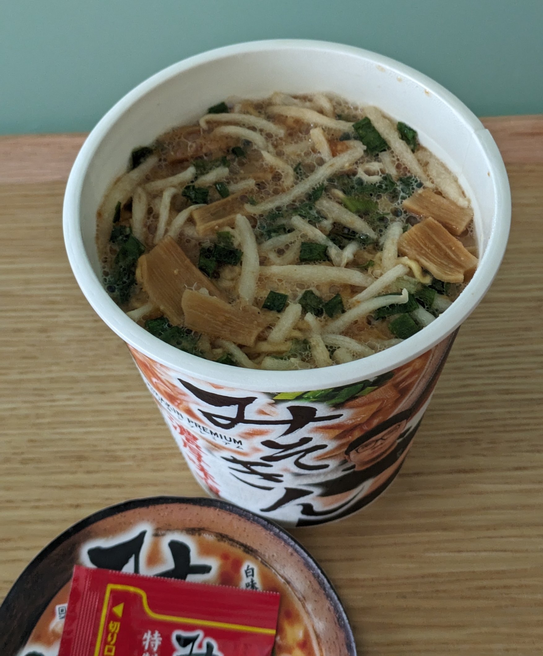 新商品「カップ麺」を試食しました | 試して☆新商品！